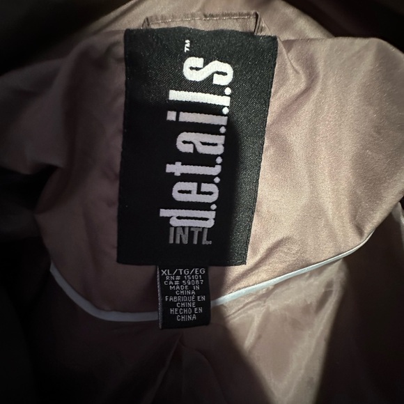 INTL D.E.T.A.I.L.S Puffer Jacket - Picture 5 of 5
